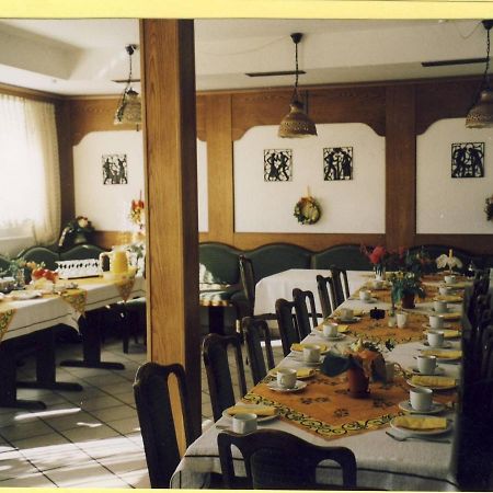Gast- Und Gastehaus Simon Hotel Greifenstein Ngoại thất bức ảnh