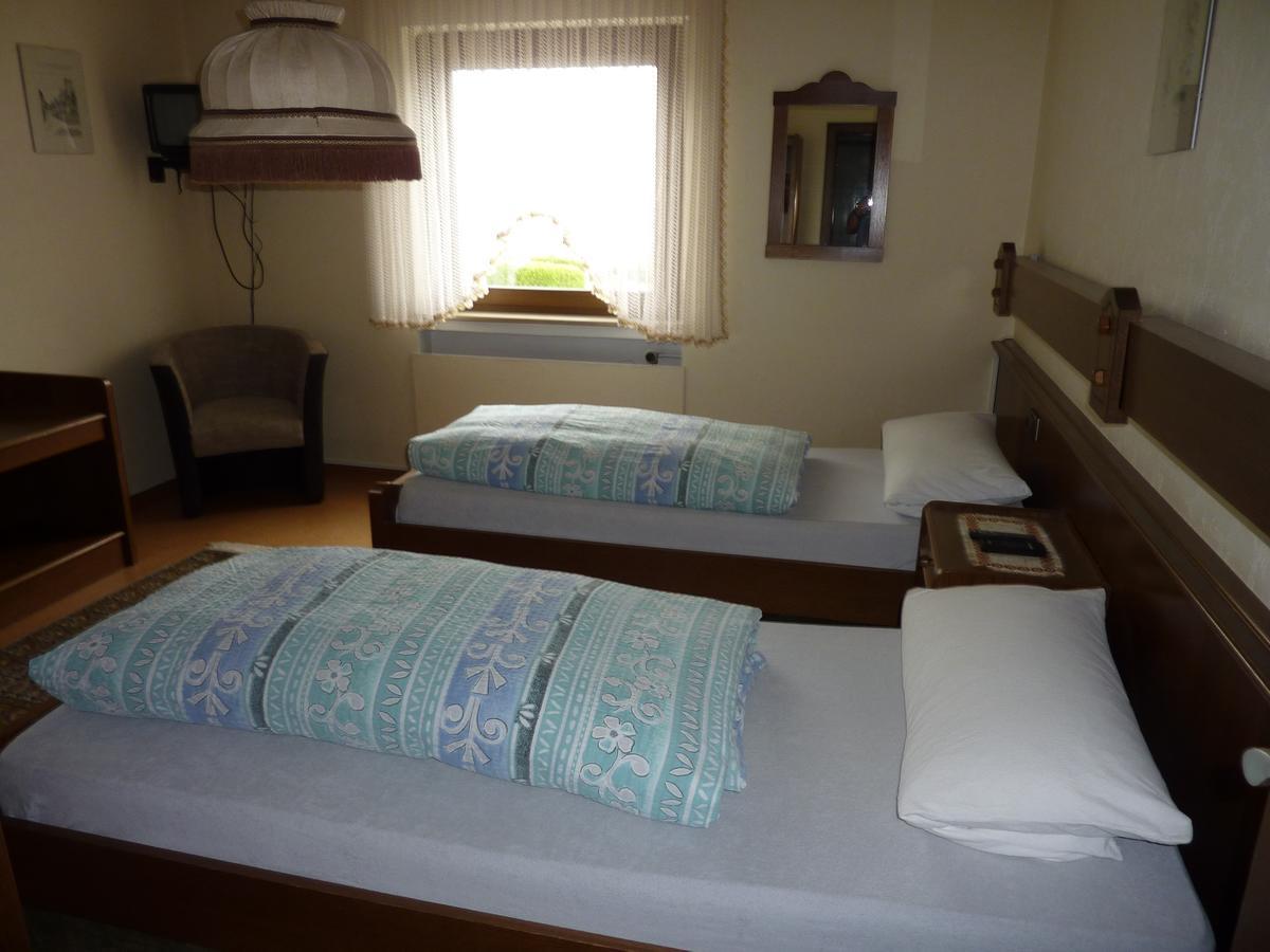 Gast- Und Gastehaus Simon Hotel Greifenstein Phòng bức ảnh